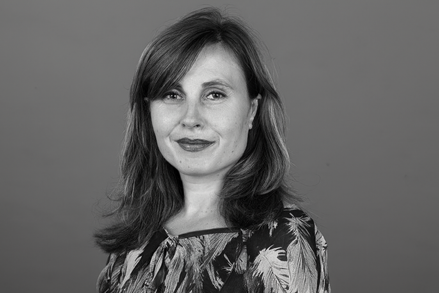 portrait élégante en noir et blanc